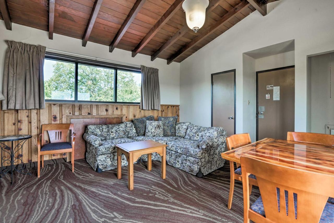 Burkesville Apt With Deck, Views And Pool Access! Extérieur photo