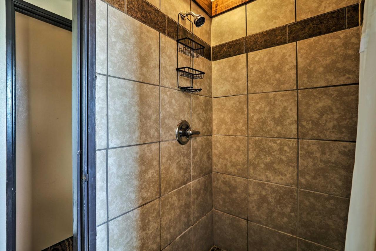 Burkesville Apt With Deck, Views And Pool Access! Extérieur photo